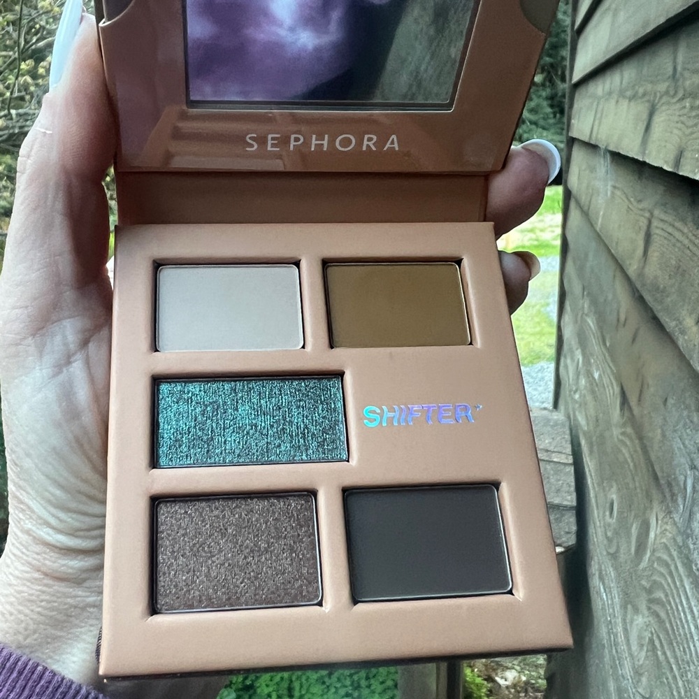 Sephora Color Shifter Palette Iridescent Holographic Eyeshadow Palette New